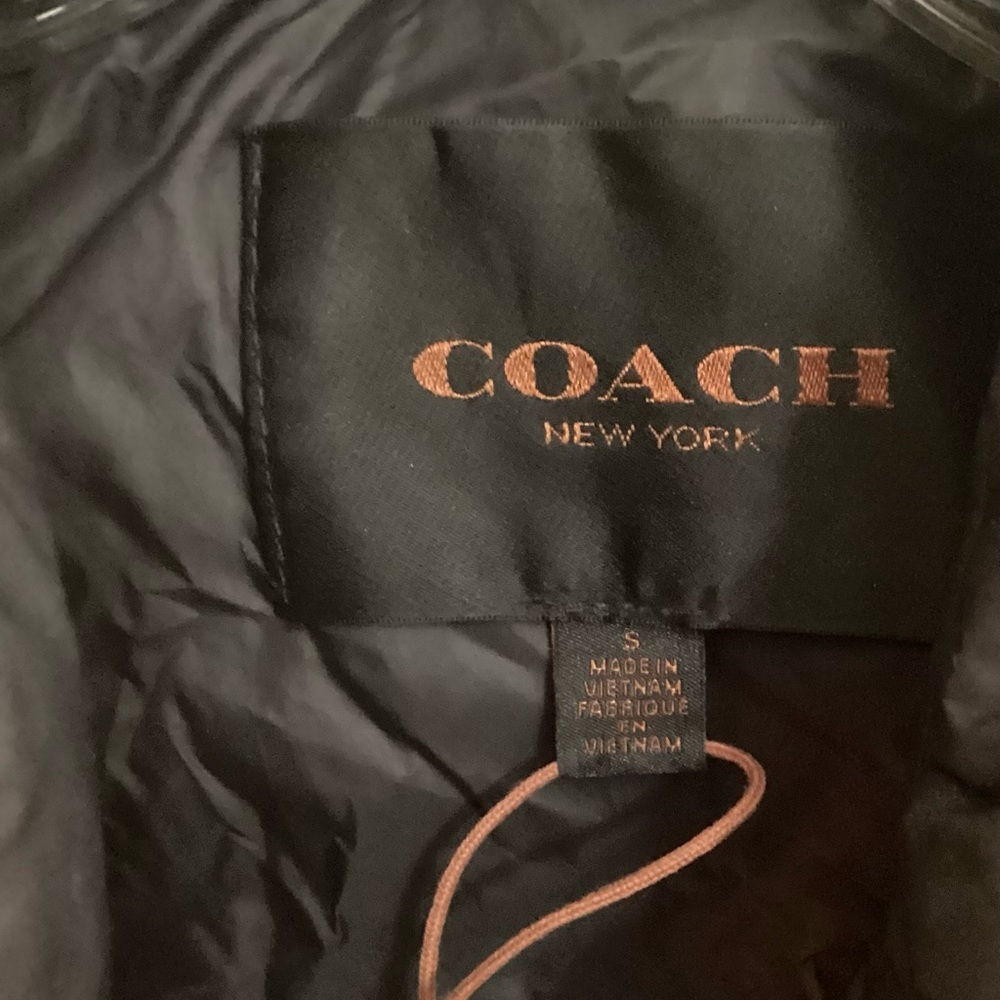 🚨Final Sale🚨!! Coach Down Long Black Coat Size Small QUALITY,Stylish,& Warm - Picture 4 of 8